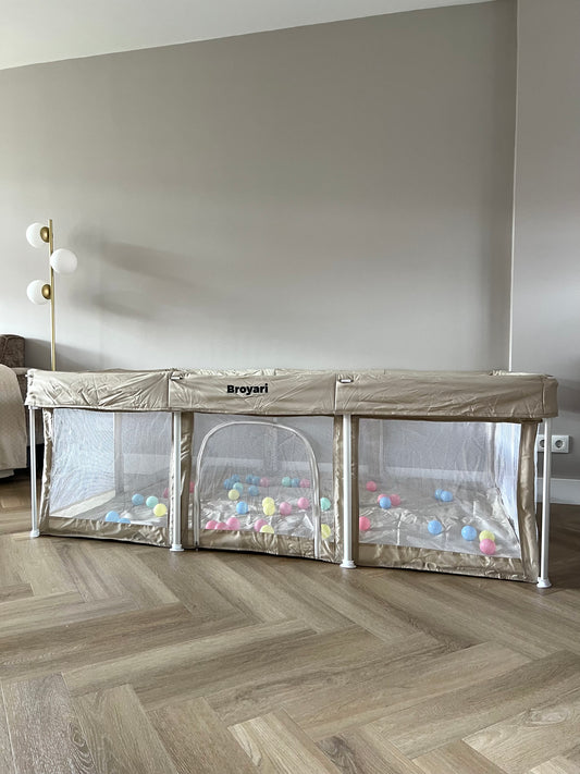 Baby Laufstall / Laufgitter – Beige – Faltbar mit Matte