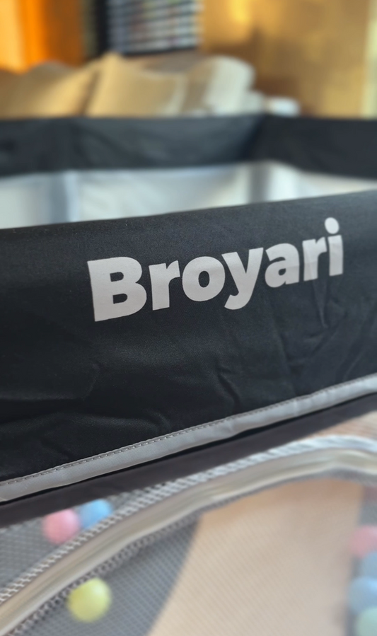 Baby Laufstall / Laufgitter – Schwarz – Faltbar mit Matte